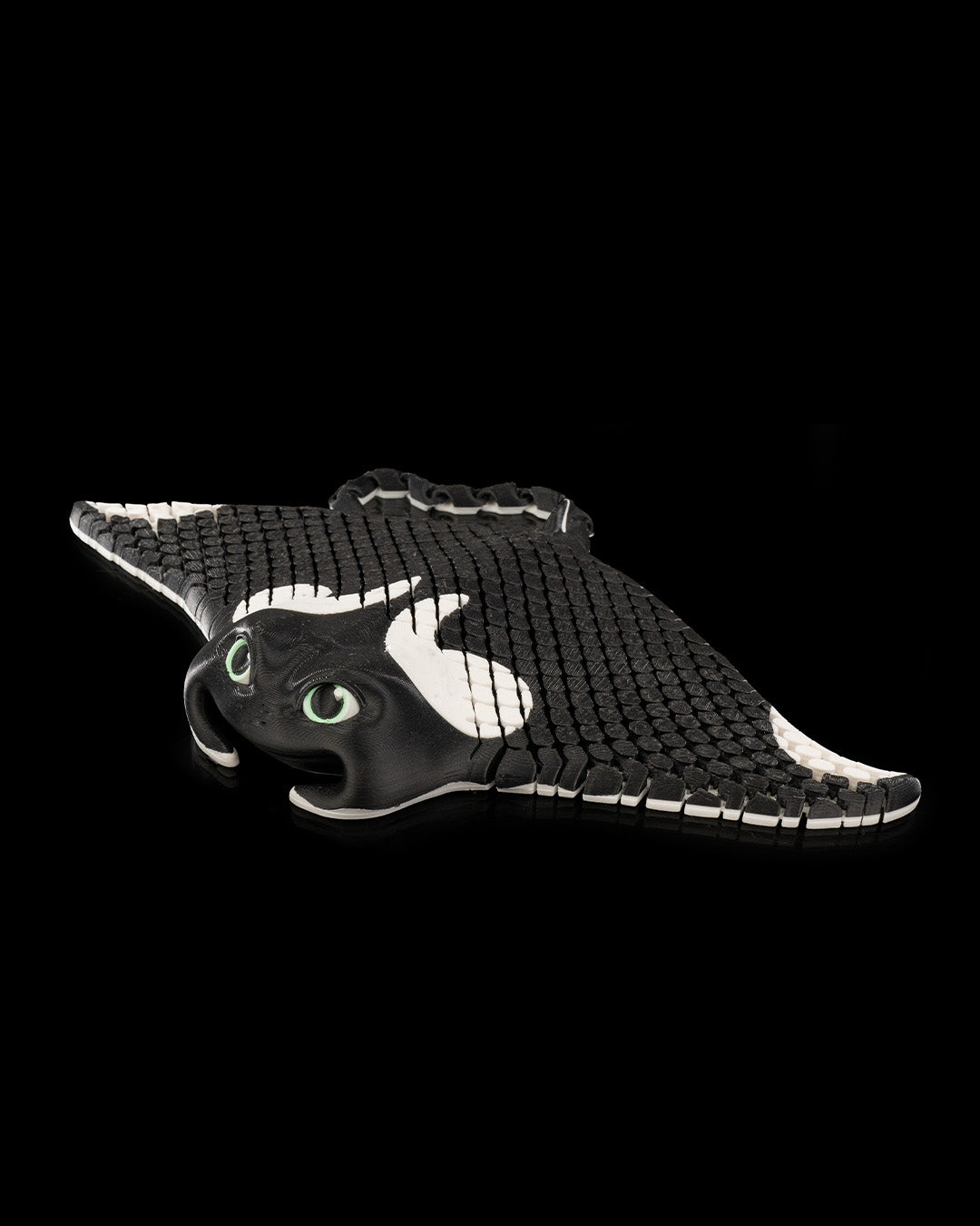 Sea Life - Manta Ray (Black and White)