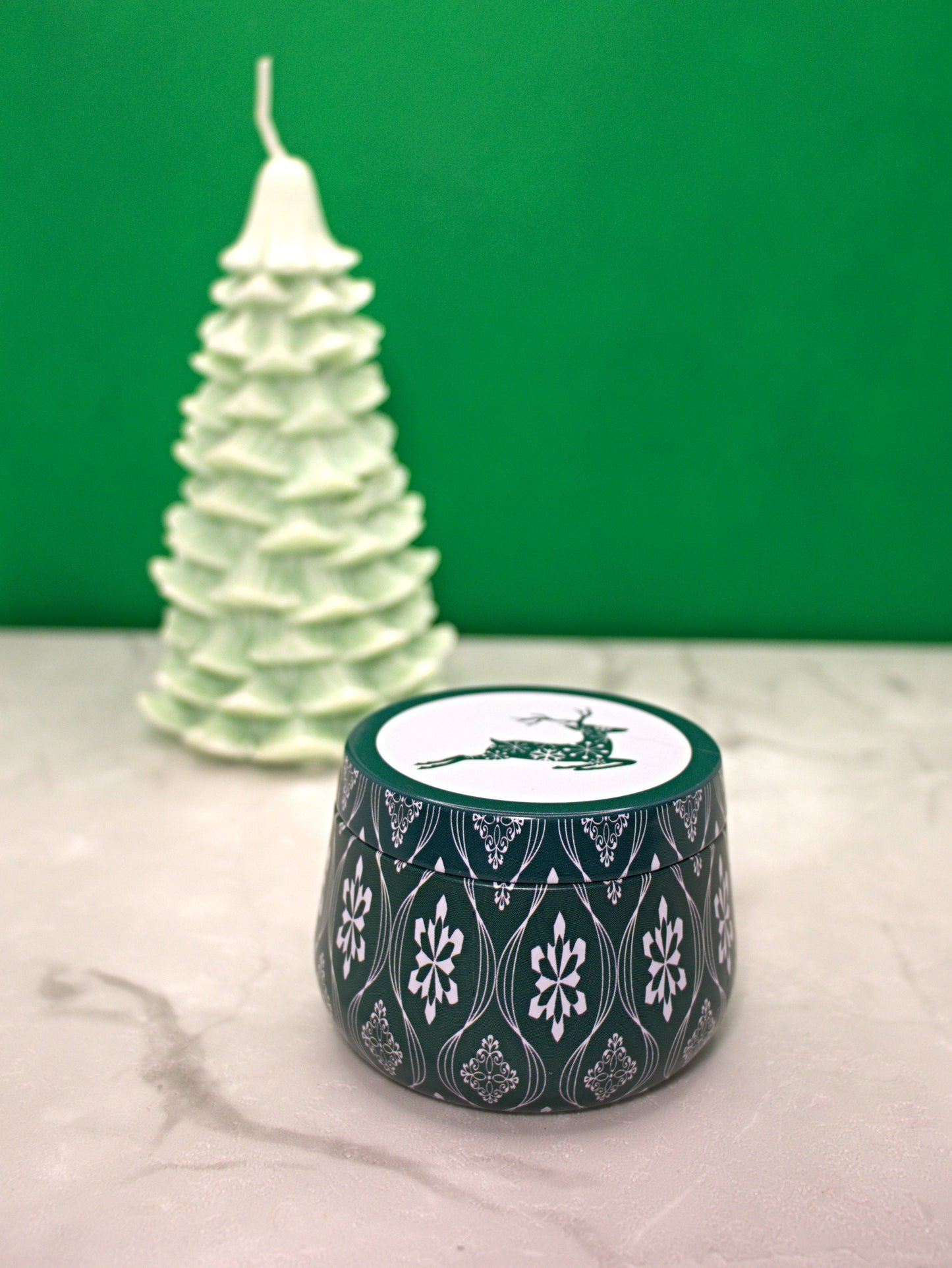 2 oz Gingerbread Reindeer candles
