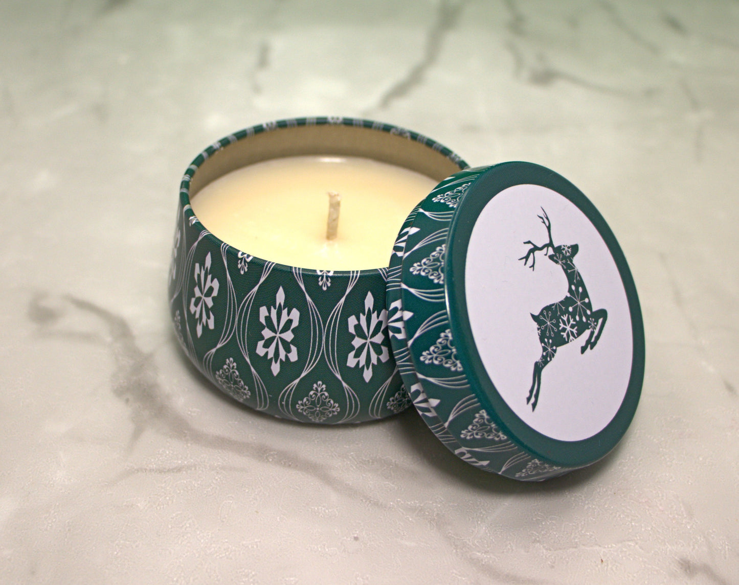 2 oz Gingerbread Reindeer candles