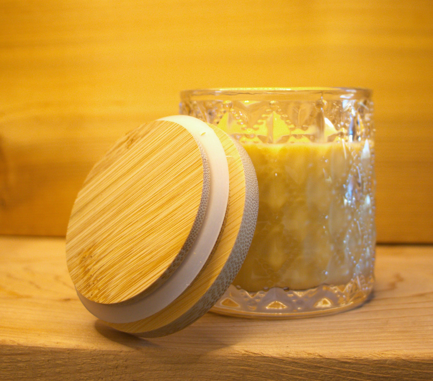 4 oz Apple Bourbon Candles (Strong fragrance)