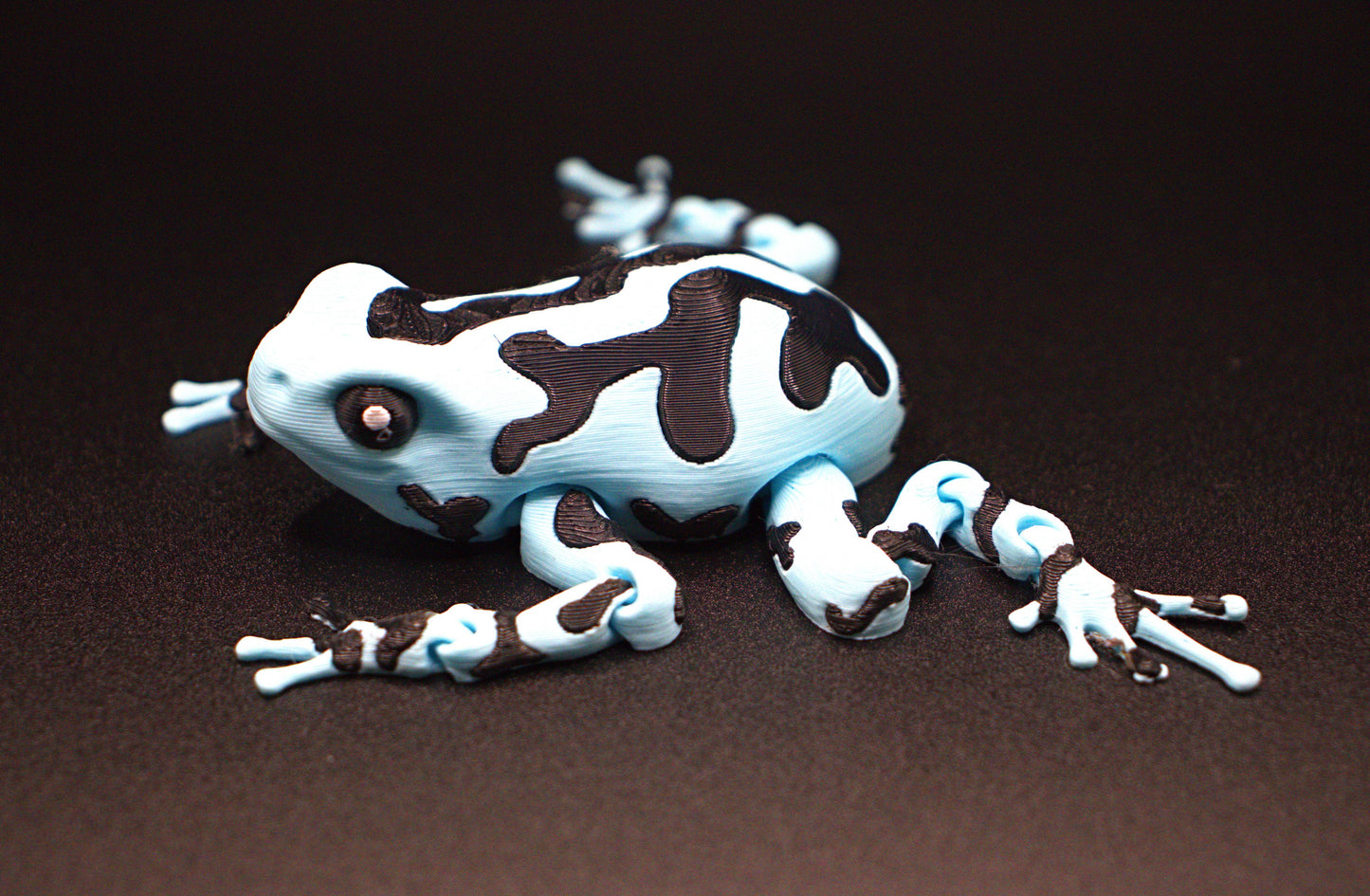 Frog-Mystique Poison Dart (Lt Blue and Black)