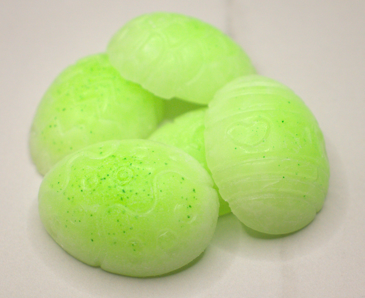 2 oz to 3 oz Cotton Candy Neon Green Melts (Slightly strong fragrance)