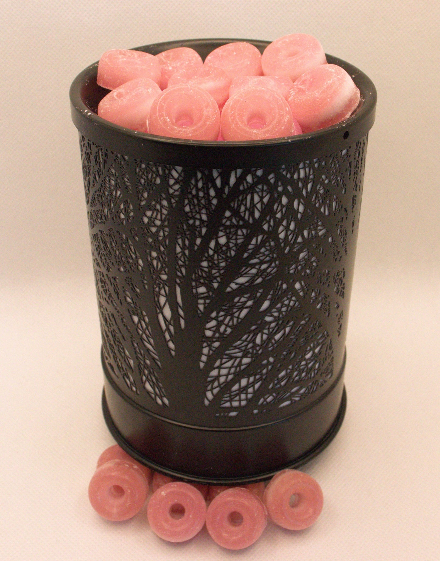 2 oz Bubble gum Melts (Slightly strong to strong fragrance)