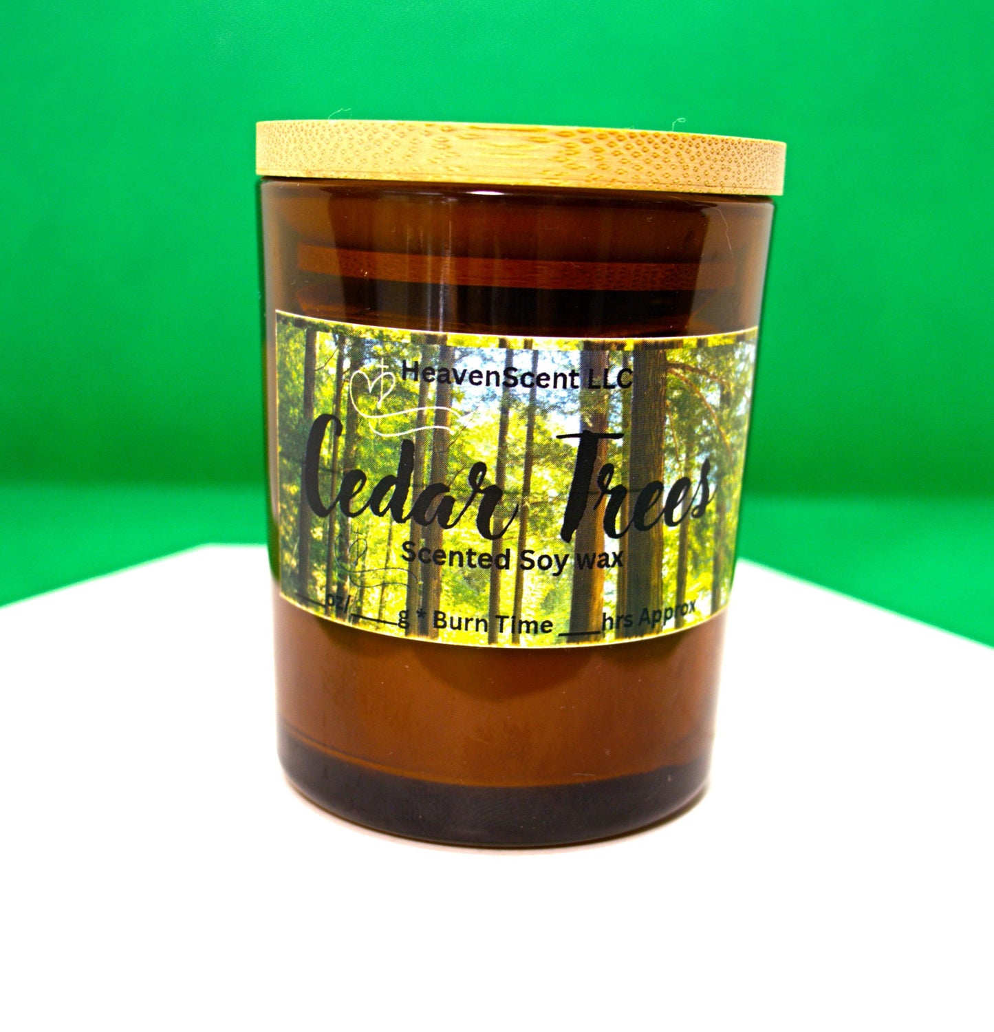 4 oz Cedar Trees candles. ((slightly strong fragrance)